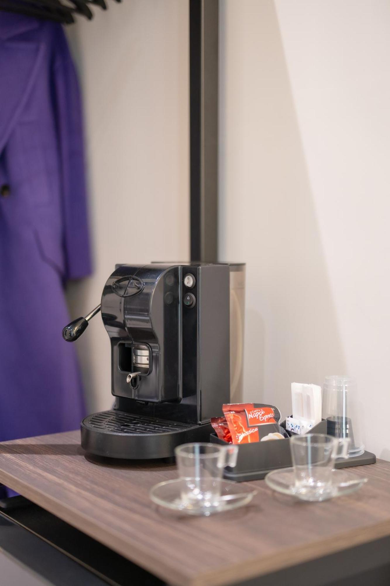 Piezz' E Sole Otel Napoli Dış mekan fotoğraf